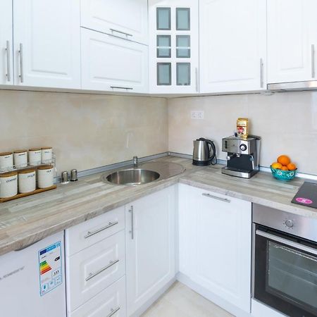 Modern ǀ 1 Bedroom ǀ WIFI Skopje Eksteriør billede